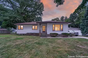 928 S Division St, Whitehall, MI 49461 - Photo 1