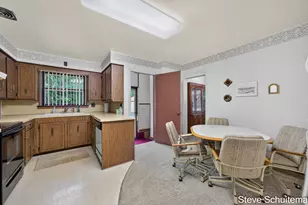 928 S Division St, Whitehall, MI 49461 - Photo 15