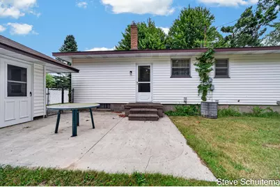 928 S Division Street, Whitehall, MI 49461 - Photo 39