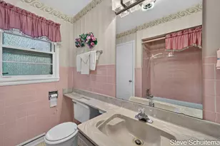 928 S Division St, Whitehall, MI 49461 - Photo 19