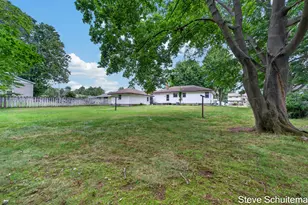 928 S Division St, Whitehall, MI 49461 - Photo 37