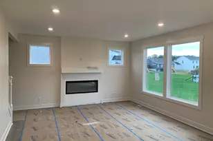 6643 Inwood Ridge Dr NE, Rockford, MI 49341 - Photo 5