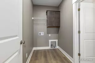 7606 Hidden Brook Ln, Allendale, MI 49401 - Photo 23