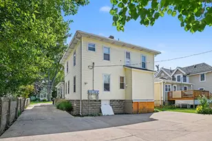 309 Michigan Ave, South Haven, MI 49090 - Photo 35