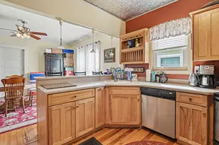 309 Michigan Ave, South Haven, MI 49090 - Photo 7