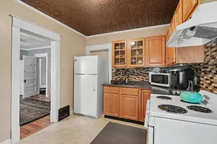 309 Michigan Ave, South Haven, MI 49090 - Photo 17