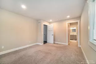 1 Maple Vlg Ct, Ann Arbor, MI 48103 - Photo 13