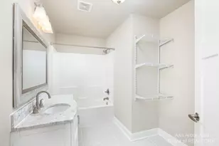 2 Maple Vlg Ct, Ann Arbor, MI 48103 - Photo 13