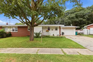 3 Tony Tiger Trail, Springfield, MI 49037 - Photo 1