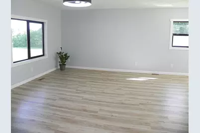 13805 Riverside Drive, Constantine, MI 49042 - Photo 11