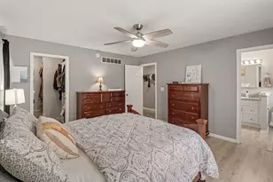 14505 Meadowpark Dr, Pinckney, MI 48169 - Photo 9