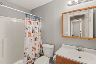 14505 Meadowpark Dr, Pinckney, MI 48169 - Photo 17