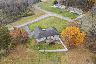 14505 Meadowpark Dr, Pinckney, MI 48169 - Photo 33