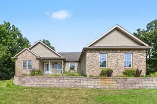 14505 Meadowpark Dr, Pinckney, MI 48169 - Photo 3