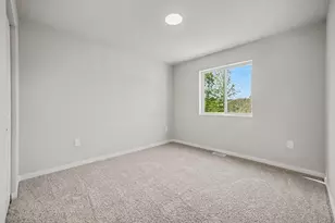 1002 Cedarwood Dr, Greenville, MI 48838 - Photo 19