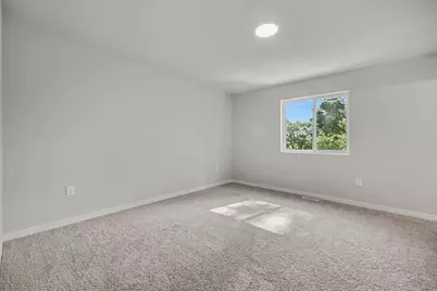 1002 Cedarwood Drive, Greenville, MI 48838 - Photo 13