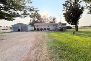 21697 Northland Dr, Paris, MI 49338 - Photo 1