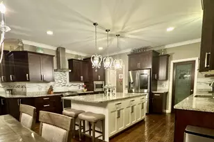 21568 Fort Worth Dr, Macomb, MI 48044 - Photo 5