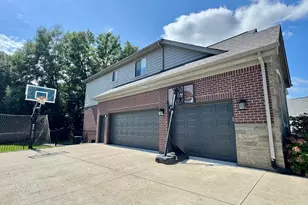 21568 Fort Worth Dr, Macomb, MI 48044 - Photo 39