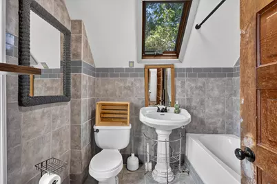 611 Elmwood Court, Kalamazoo, MI 49007 - Photo 25