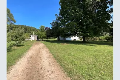 2031 10 Mile Road NE, Comstock Park, MI 49321 - Photo 15