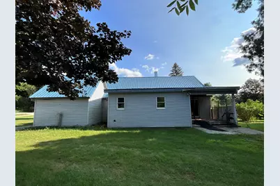 2031 10 Mile Road NE, Comstock Park, MI 49321 - Photo 5