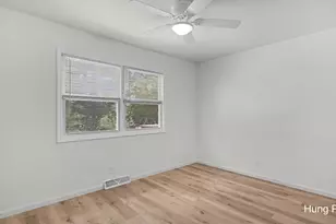 1717-1719 SE 52nd Street SE, Kentwood, MI 49508 - Photo 13