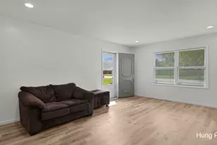 1717-1719 SE 52nd Street SE, Kentwood, MI 49508 - Photo 5