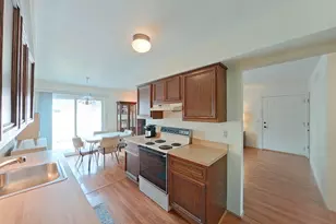 15810 Cambridge Dr, Clinton Twp, MI 48038 - Photo 13