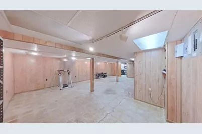 15810 Cambridge Drive, Clinton Twp, MI 48038 - Photo 33
