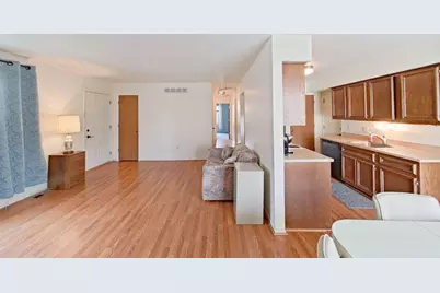 15810 Cambridge Drive, Clinton Twp, MI 48038 - Photo 11