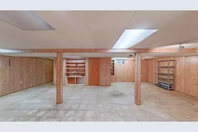 15810 Cambridge Drive, Clinton Twp, MI 48038 - Photo 35
