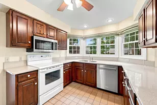 7786 W St Andrews Cir, Portage, MI 49024 - Photo 11