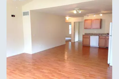 1327 Fraternity Village Drive, Kalamazoo, MI 49006 - Photo 3