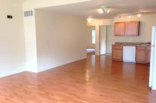 1327 Fraternity Village Dr, Kalamazoo, MI 49006 - Photo 3