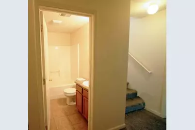 1327 Fraternity Village Drive, Kalamazoo, MI 49006 - Photo 19