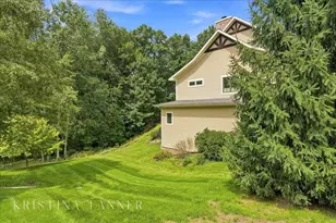5782 Manchester Hills Dr SE, Grand Rapids, MI 49546 - Photo 11