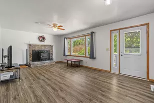 1061 Litchfield Rd, Quincy, MI 49082 - Photo 3