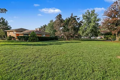 5030 Bronson Boulevard, Portage, MI 49024 - Photo 3