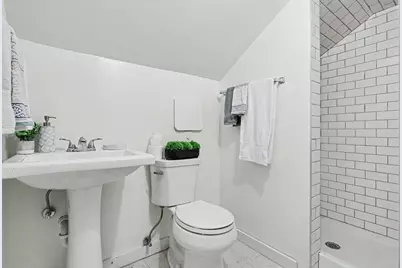 1581 Spruce Drive, Kalamazoo, MI 49008 - Photo 13