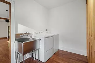1581 Spruce Dr, Kalamazoo, MI 49008 - Photo 11