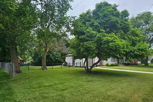 1038 S Wisner St, Jackson, MI 49203 - Photo 3