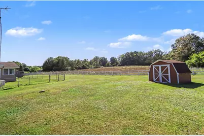 23275 N Uldriks Drive, Battle Creek, MI 49017 - Photo 27