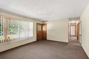 23275 N Uldriks Dr, Battle Creek, MI 49017 - Photo 9