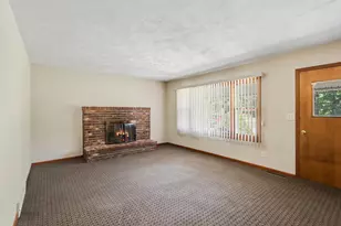 23275 N Uldriks Dr, Battle Creek, MI 49017 - Photo 7
