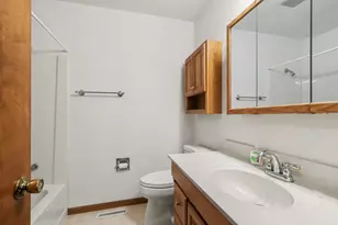 23275 N Uldriks Dr, Battle Creek, MI 49017 - Photo 21