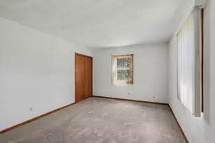 23275 N Uldriks Dr, Battle Creek, MI 49017 - Photo 15
