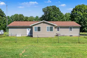 23275 N Uldriks Dr, Battle Creek, MI 49017 - Photo 3