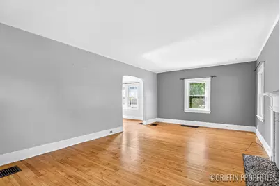 360 Carlton Avenue SE, Grand Rapids, MI 49506 - Photo 5