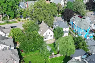 360 Carlton Ave SE, Grand Rapids, MI 49506 - Photo 35